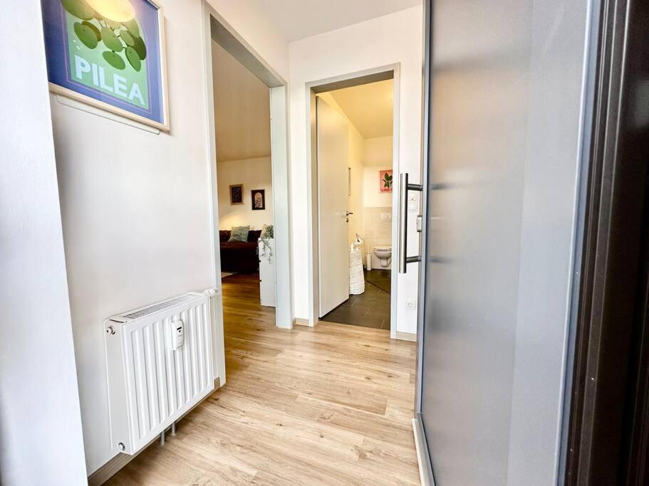 Stylisches Studio Mit Privatem Stellplatz Wenige Minuten Von Der Innenstadt & Mosel Koblenz  Exterior photo